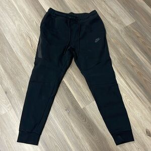 Nike Joggers